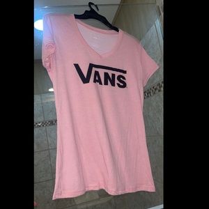 NWT VANS LIGHT PINK GRAPHIC V-NECK TEE